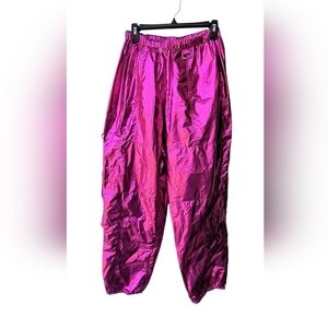 Jolie & Joy Vibrant Metallic Pink Stretchy Festival Parachute Cargo Pants M NWT